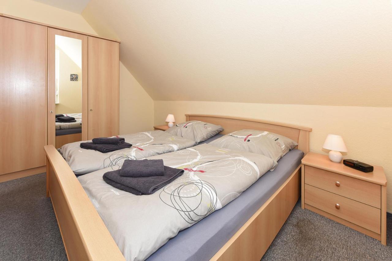 Ferienwohnung Oberdeck Carolinensiel Exterior photo